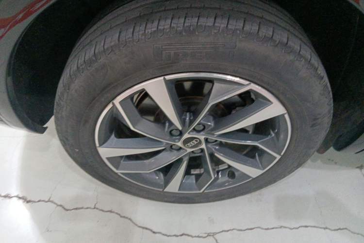 Used Audi Q5L 2023 40T Luxury Dynamic Model