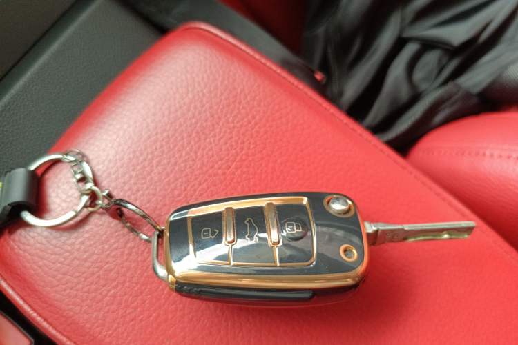 Used Audi A3 2016 Limousine 35 TFSI Prestige Edition Vehicle Key