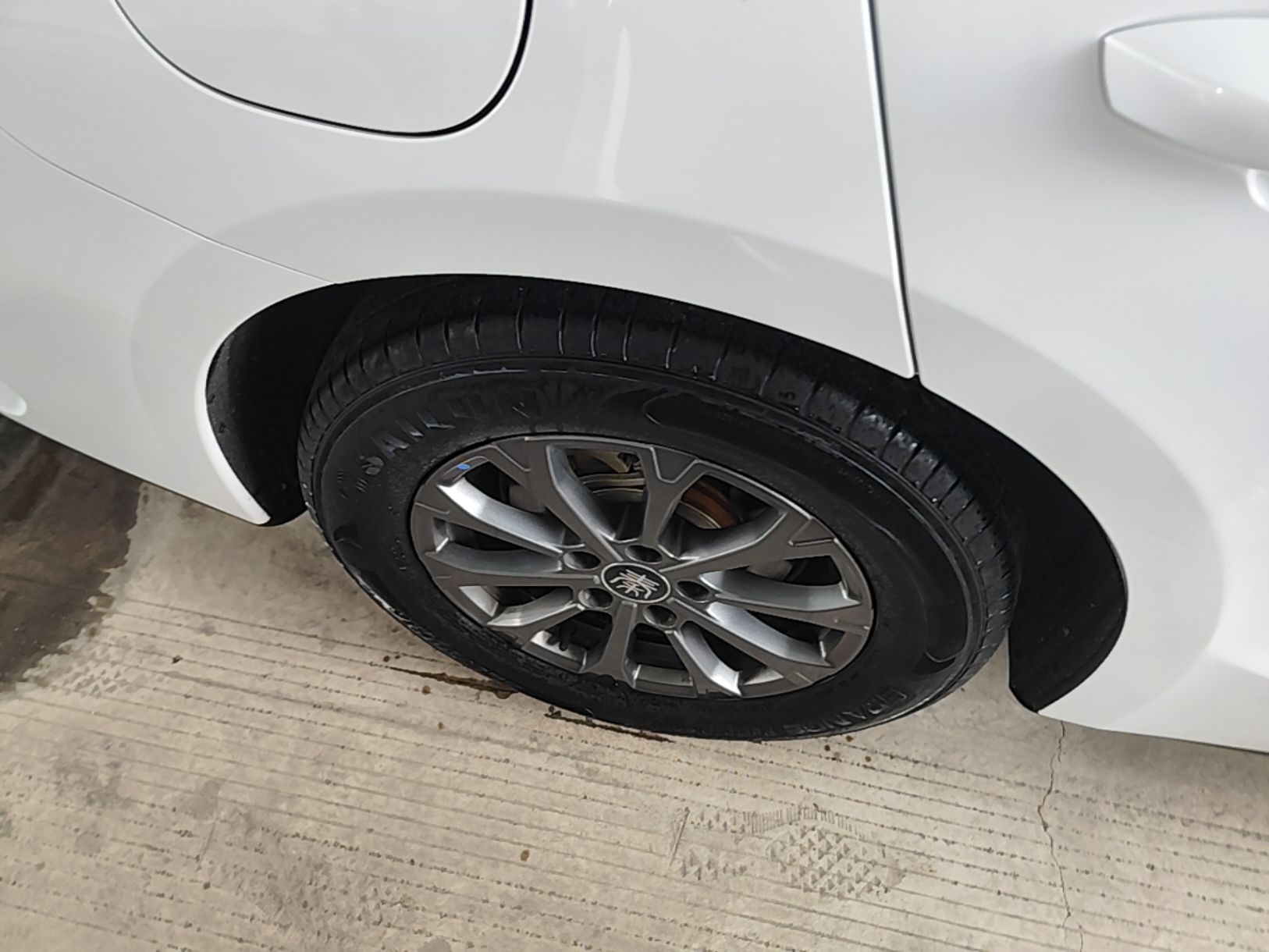 BYD Qin L 2025 DM-i Smart Drive 80KM Leading Model — снимка 11