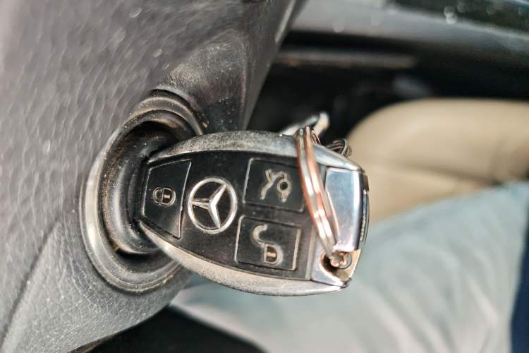 Used Mercedes-Benz C-Class 2011 C 200 CGI Fashion Model