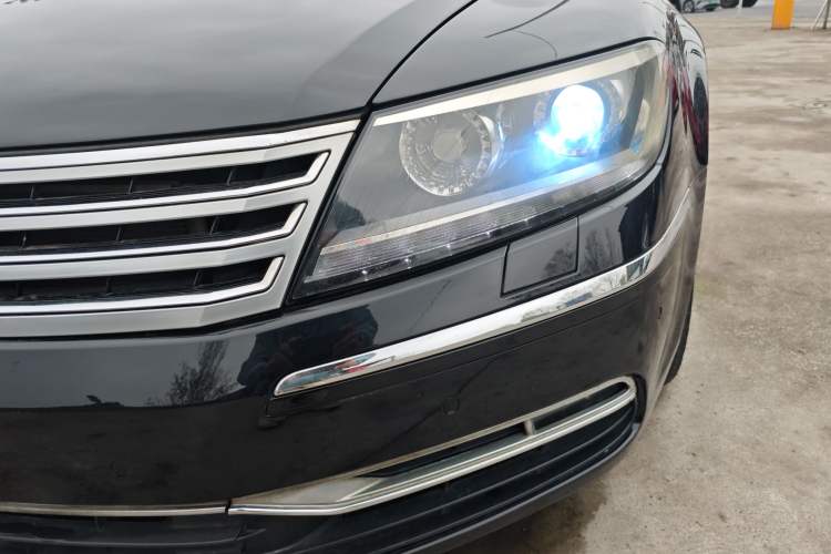 Used Volkswagen Phaeton 2012 3.0L Elite Custom Edition
