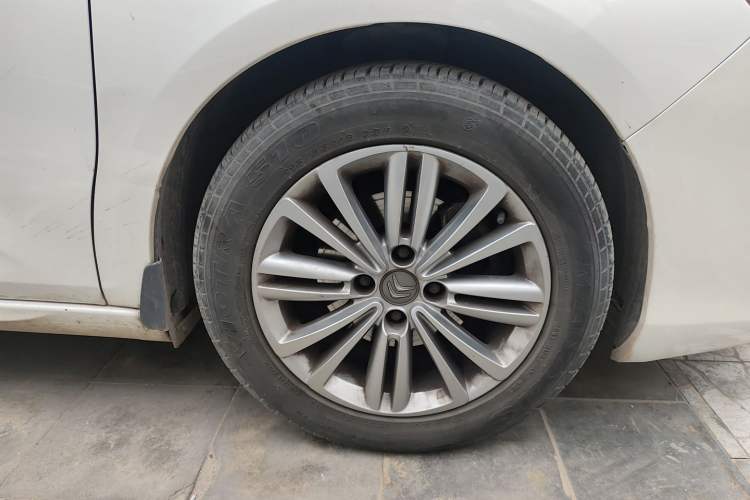 Used Citroen C4L 2014 1.8L Intelligent Drive Automatic Enjoyment Model Right Front Wheel Hub