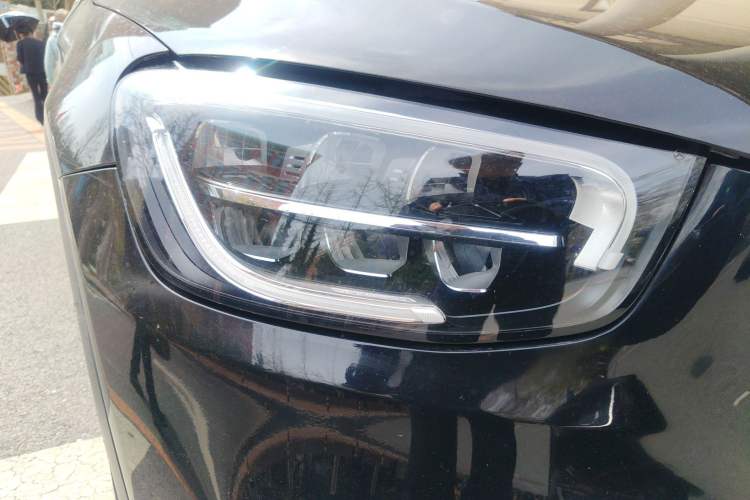 Used Mercedes-Benz GLC 2020 GLC 260 L 4MATIC Dynamic Model Right Front Headlight