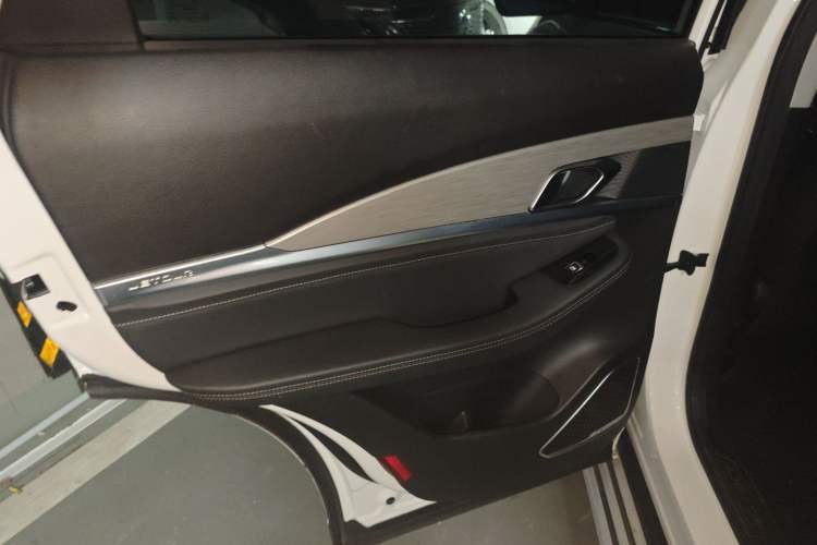 Used JETOUR X70 2020 1.5T DCT Comfort Edition 5-seater