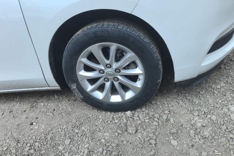 Used Buick GL8 2018 ES 28T Comfort Model China VI Standard