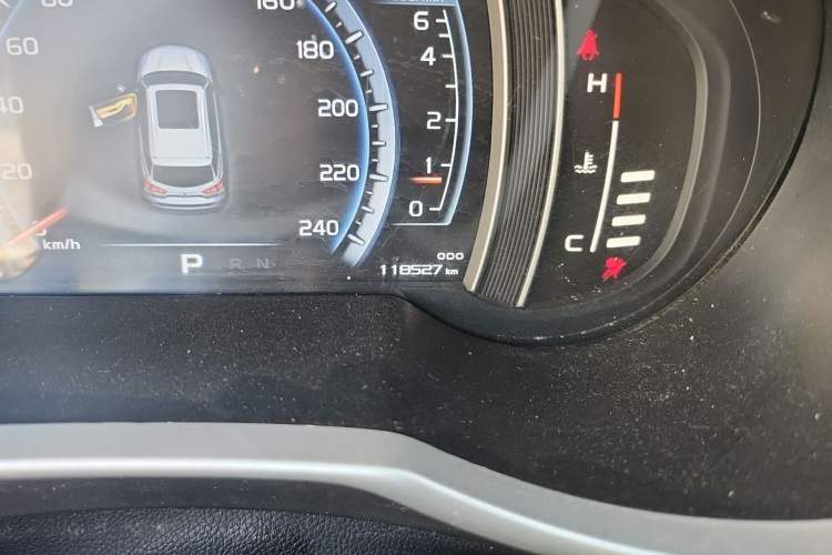 Used Geely Auto Emgrand X7 Sport 2016 1.8TD Automatic ZhiZun Version Odometer Close Up