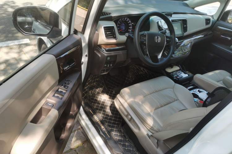 Used Honda Odyssey 2017 2.4L Luxury Edition
