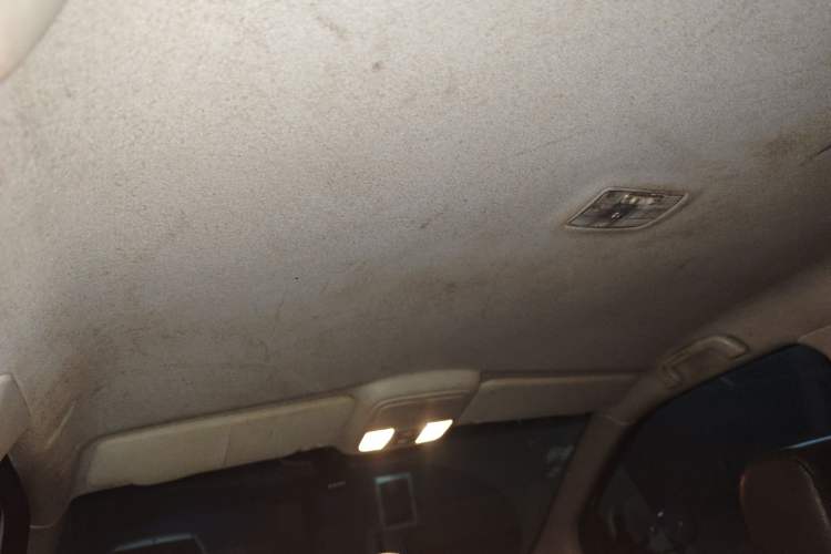 Used JMC Yuhu 5 2018 2.4T Classic Edition Diesel Manual Two-Wheel Drive Luxury Long-Wheelbase JX4D24A5L