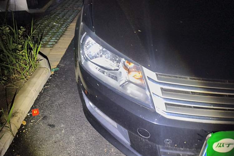 Used Volkswagen Santana 2013 1.6L Manual Comfort Edition
