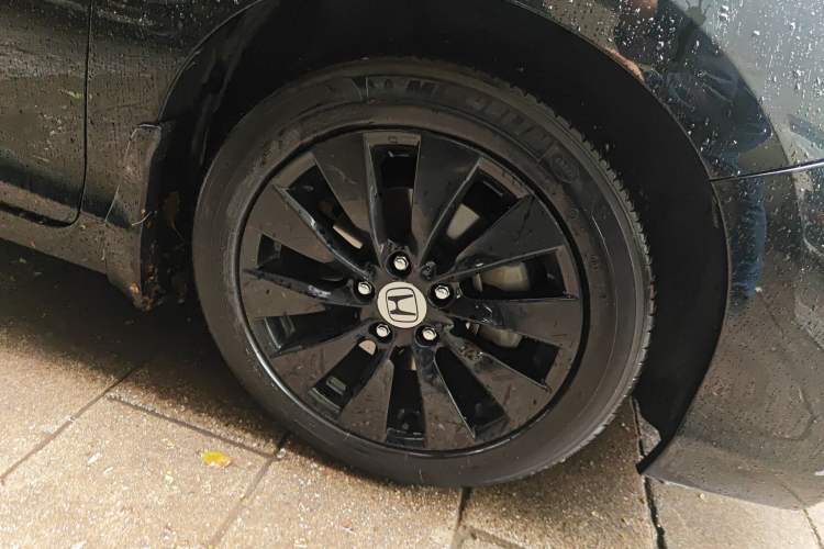 Used Honda Accord 2015 2.4L EX Luxury Edition Right Front Wheel Hub