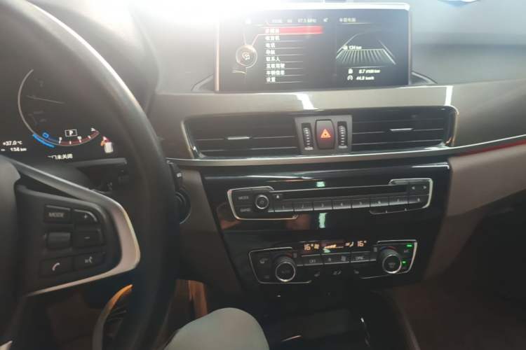 Used BMW X1 2018 xDrive20Li Luxury Model