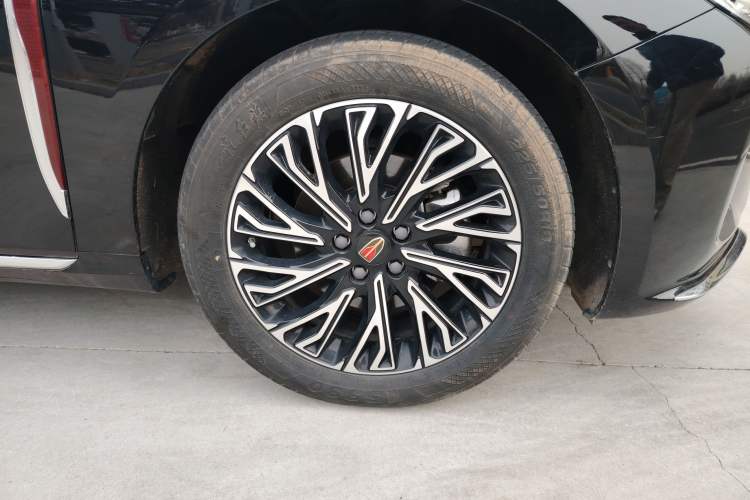 Used Hongqi H5 2024 2.0T Automatic Smart Connect Flagship Edition

