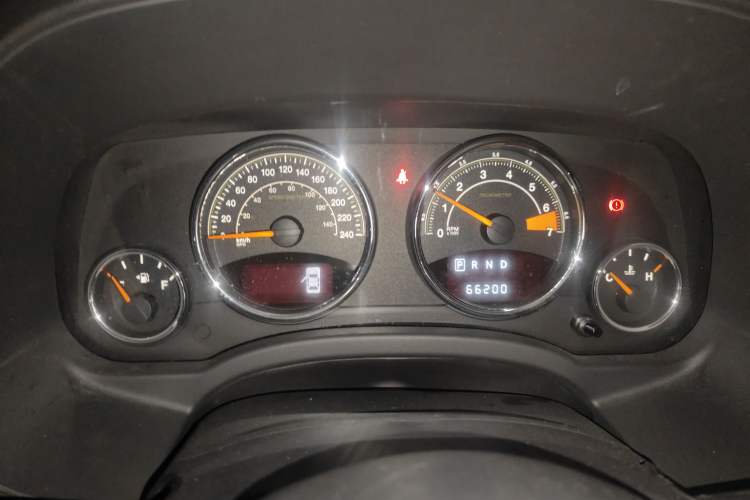 Used Jeep Compass 2013 2.4L four-wheel-drive sport version