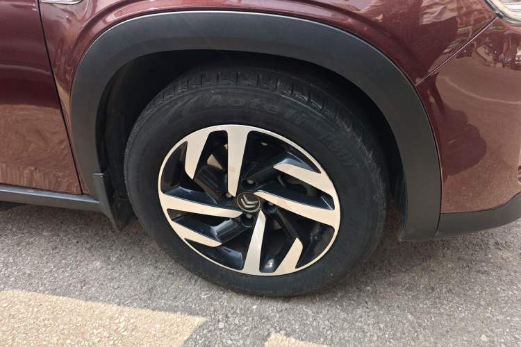 Used Citroen C3-XR 2015 1.6THP Automatic Smart Model Right Front Wheel Hub