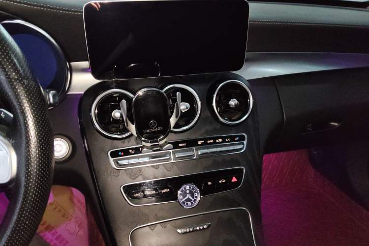 Used Mercedes-Benz C-Class 2021 C 260 L Sport Edition Star Collection Audio And AC Panel