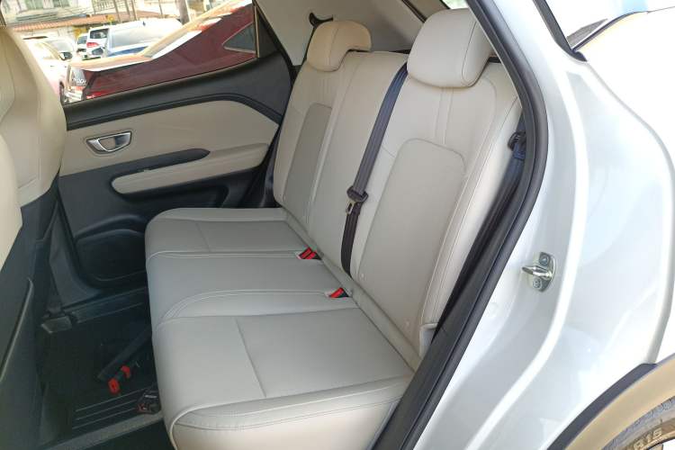 Used Wuling Bingo PLUS 2024 330 km Range Five-Seater Version