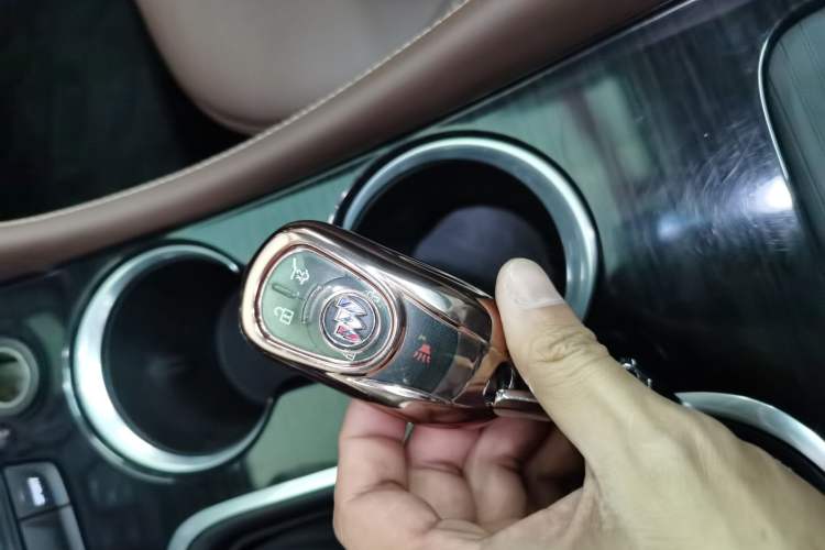 Used Buick Envision 2020 28T Four-Wheel Drive Elite Version