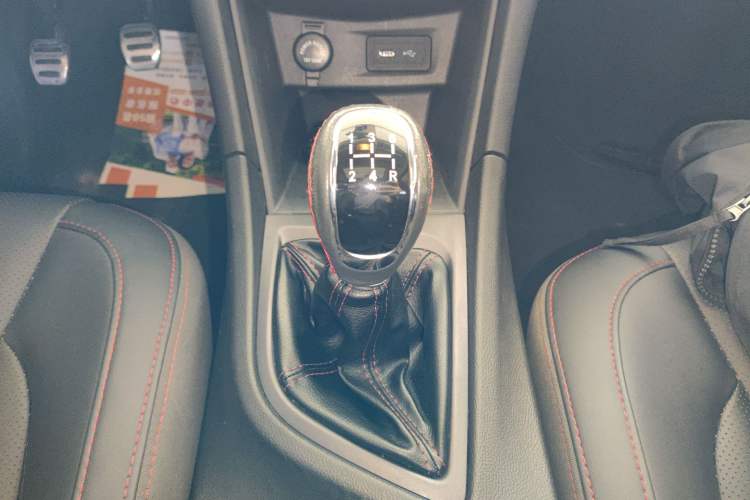 Used Chery Arrizo 5 2018 1.5L Manual Tribute to Youth Edition Gear Lever