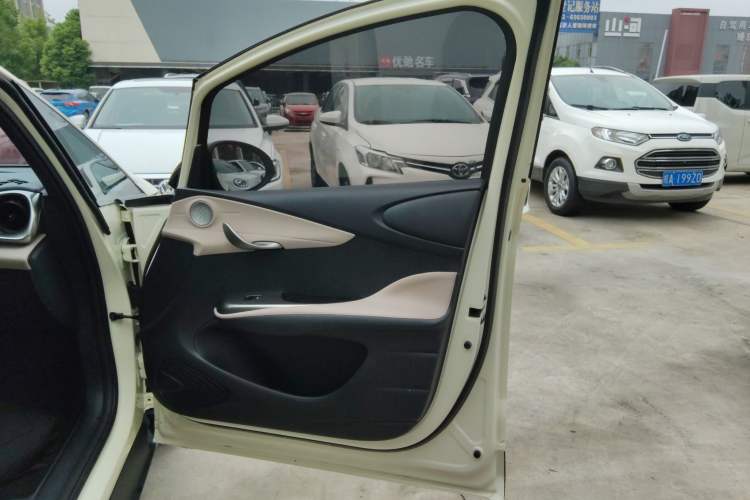 Used BYD Dolphin 2023 420 km Fashion Edition