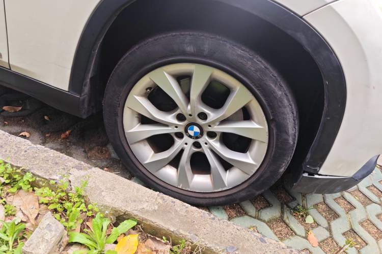 Used BMW X1 2013 sDrive18i Fashion Model
