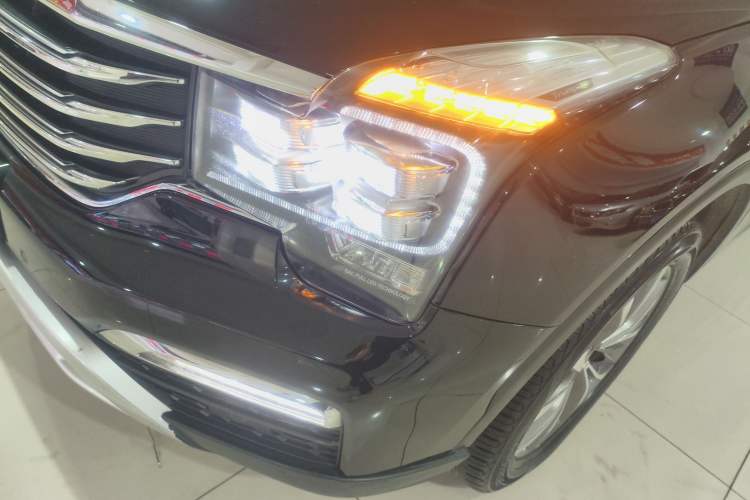 Used GAC Trumpchi GS8 2017 320T Two-Wheel Drive Luxury Smart Connectivity Version (7 Seats)