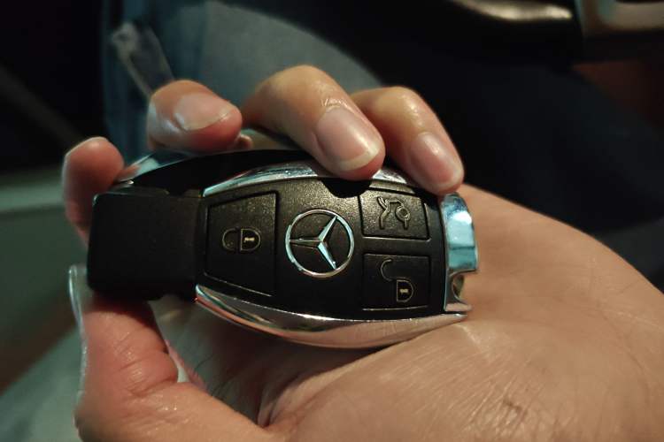 Used Mercedes-Benz GLK-Class 2015 GLK 300 4MATIC Luxury Ultimate Edition Vehicle Key