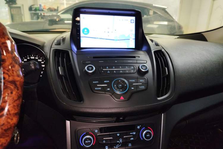 Used Ford Kuga 2018 EcoBoost 180 Two-Wheel-Drive Platinum Edition