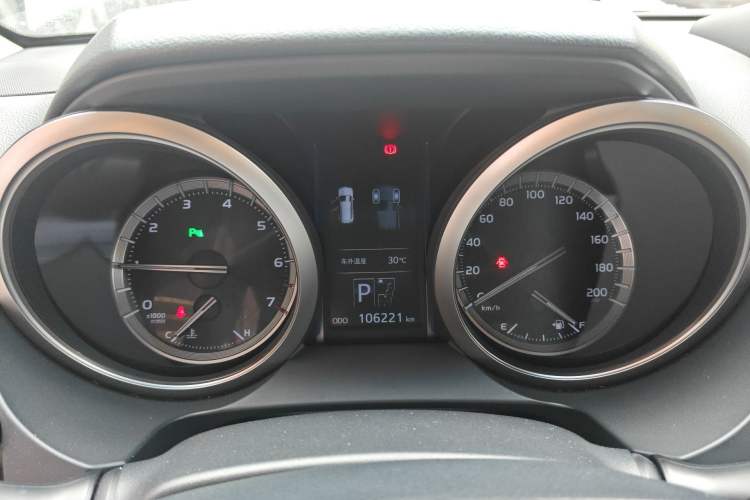 Used Toyota Prado 2016 3.5L Automatic TX-L Instrument Cluster