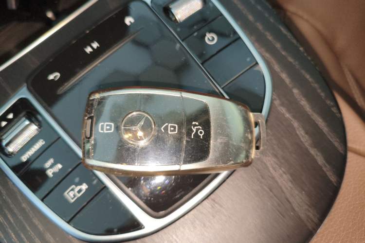 Used Mercedes-Benz E-Class New Energy 2022 Restyled E 350 e L Plug-in Hybrid Sedan