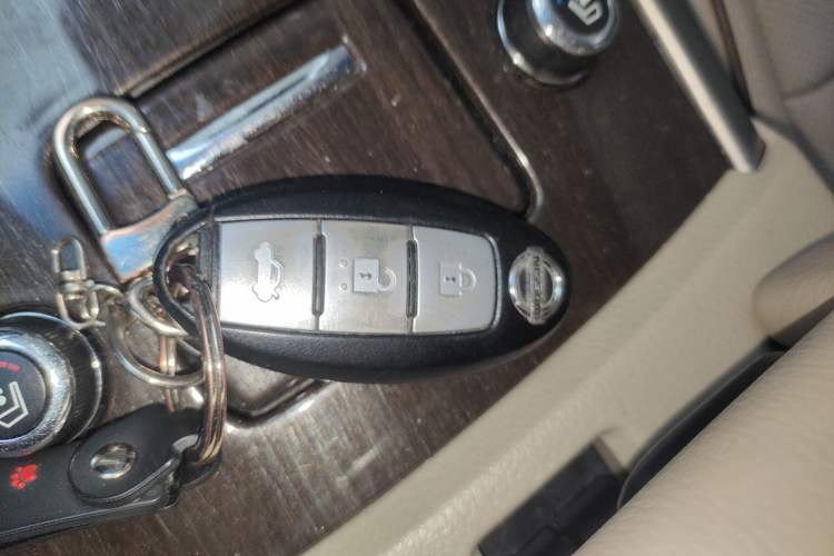 Used Nissan Teana 2014 Duke 2.5L XV-VIP Luxury Edition
