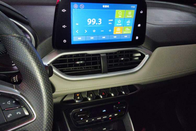 Used Baojun 510 2019 1.5L CVT Enjoyment Model China VI Emission Standard