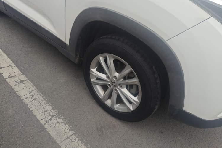 Used Dongfeng Fengon S560 2019 1.8L Manual Urban Model Right Front Wheel Hub