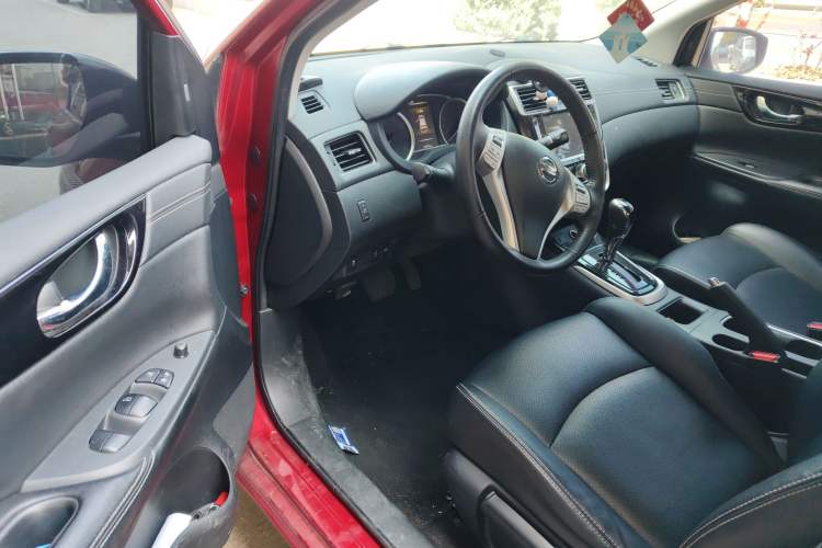 Used Nissan Tiida 2019 1.6L CVT Smart Enjoyment Version China VI Standard
