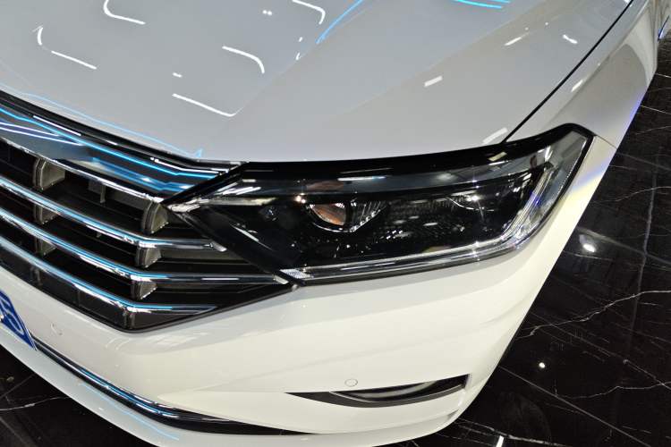 Used Volkswagen Sagitar 2021 280TSI DSG Luxury Smart Connectivity Edition