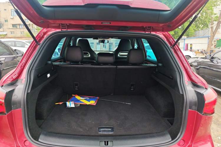 Used MG HS 2019 20T Automatic Two-Wheel Drive Trophy Super Sport Version China VI Standard Trunk