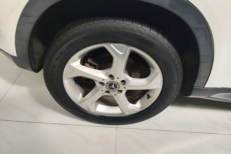 Used Mercedes-Benz GLA 2018 GLA 200 Sport Edition Right Rear Wheel Hub