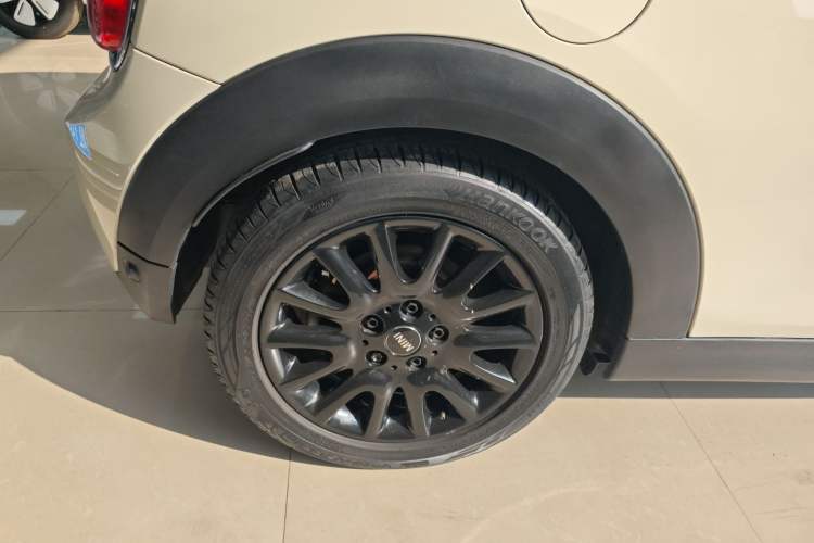 Used MINI MINI 2016 1.5T COOPER
