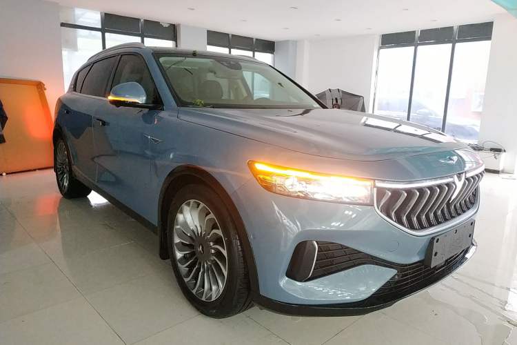 Used VOYAH FREE 2021 Four-Wheel Drive Extended-Range First Edition Commemorative Edition Exclusive Luxury Package Front Right 45 Deg