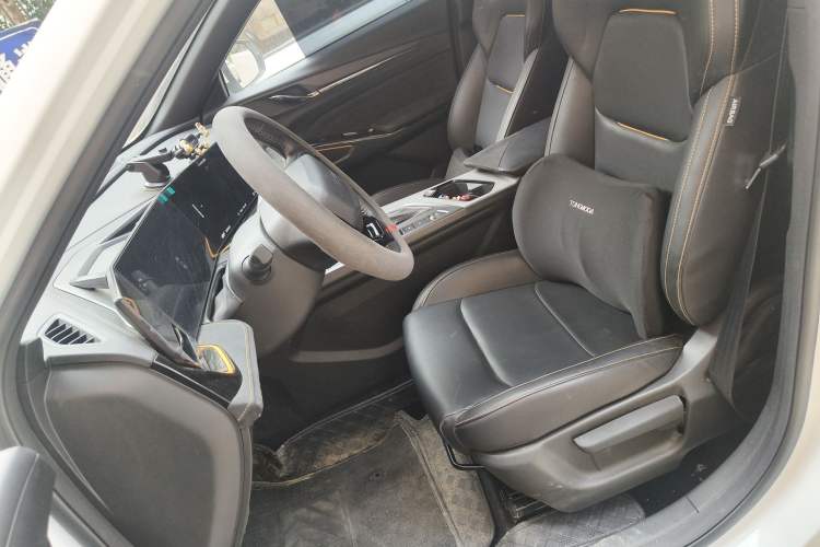 Used CHANGAN OSHAN X5 PLUS 2023 1.5T DCT Pioneer Edition Left Front Seat