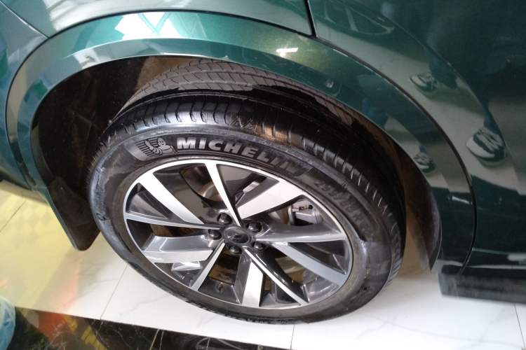 Used Li Auto L8 2023 Pro Model