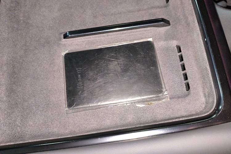 Used XPeng P7 2025 Model—750 All-Wheel-Drive High-Performance Ultra