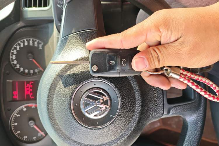 Used Volkswagen Santana 2015 1.6L Automatic Fashion Edition