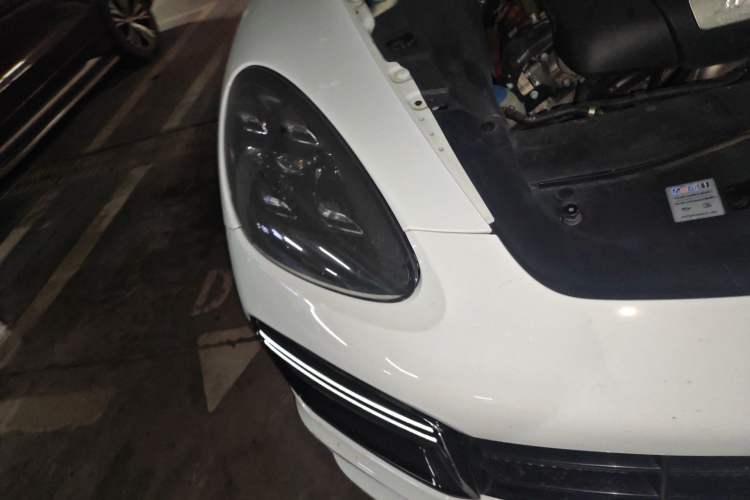 Used Porsche Cayenne 2011 Cayenne 3.0T Right Front Headlight