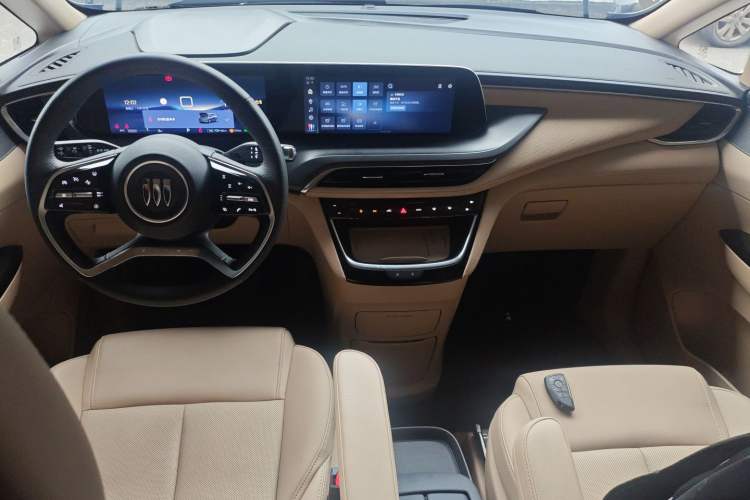 Used Buick GL8 New Energy 2025 Lu Shang Luxury Edition 7-Seater Center Console