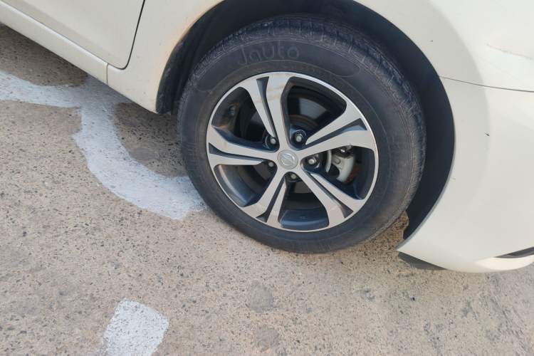 Used Nissan Tiida 2020 1.6L CVT Smart Drive Edition Right Front Wheel Hub