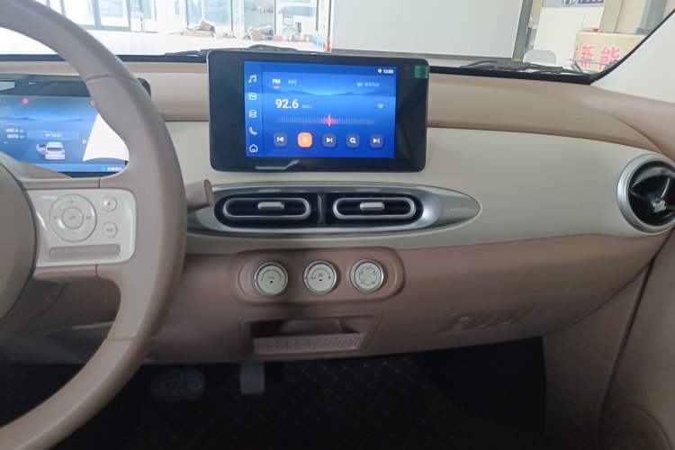 Used Wuling Hongguang MINIEV 2025 Four-Door Version Premium Edition
