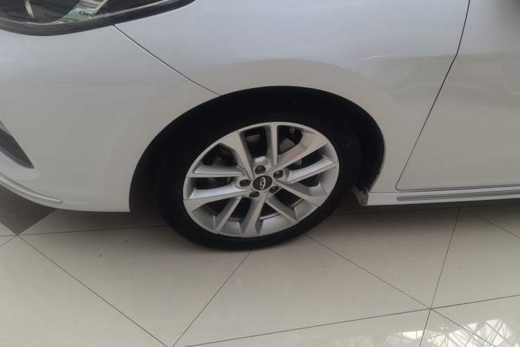 Used Chery Arrizo GX 2019 Pro 1.5T CVT Dynamic Color Edition China VI Standard
