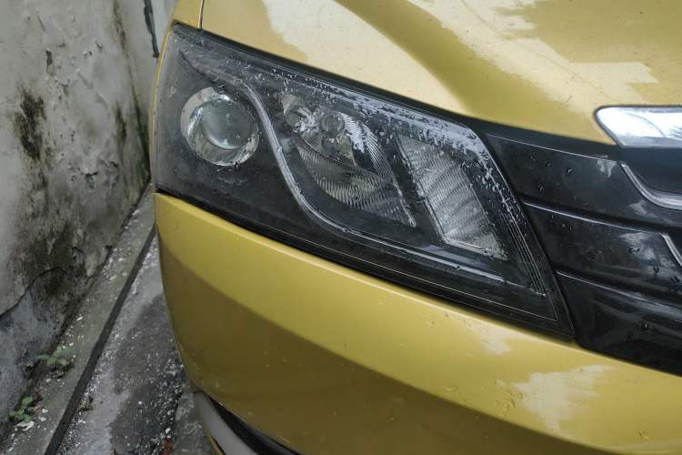 Used Geely Auto Emgrand 2014 Hatchback 1.5L Manual Elite Model
