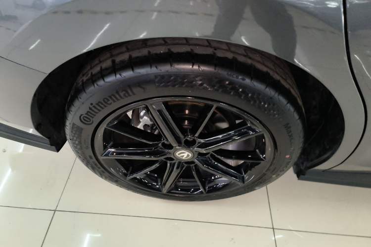 Used CHANGAN UNI-V 2023 1.5T Prestige Model
