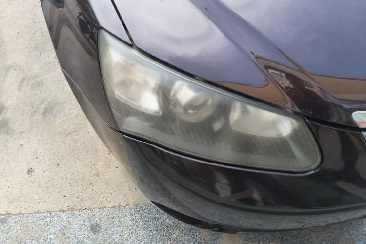 Used Geely Auto Classic Emgrand 2013 Hatchback 1.5L Manual Entry-Level Model
